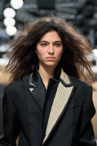 Look 209